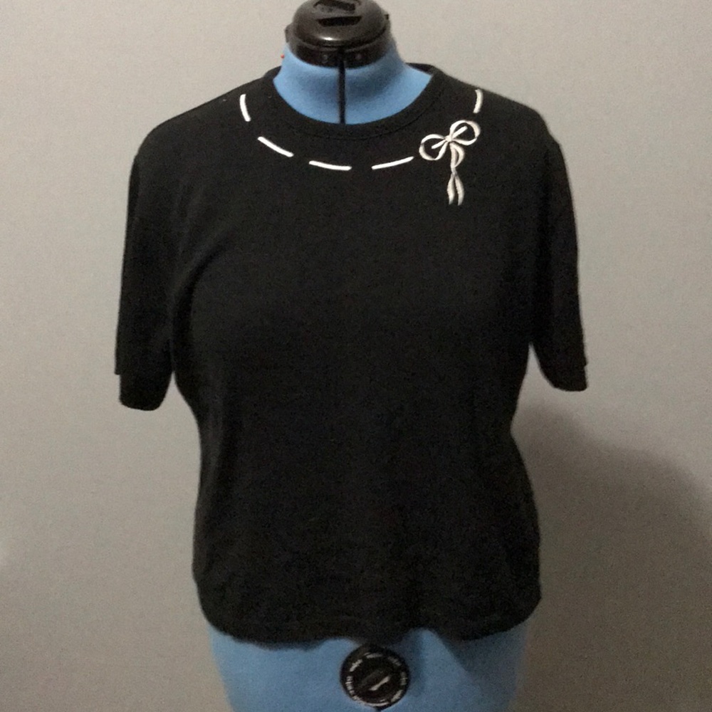 Ntouch black sweater